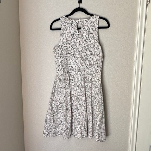 Pact Sustainable Organic Cotton Tank Dress, White/green/pink leopard Size M - Picture 2 of 8